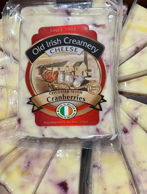 Сир Чеддер Old Irish Creamery Cranberry з журавлиною 150г, Ірландія id_9367 фото