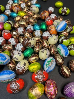 Асорті італійських шоколадних яєчок Laica 1кг id_3253 фото