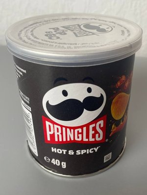 Чіпси Pringles Hot Spicy гарячі та гострі 40г, Великобританія id_8684 фото