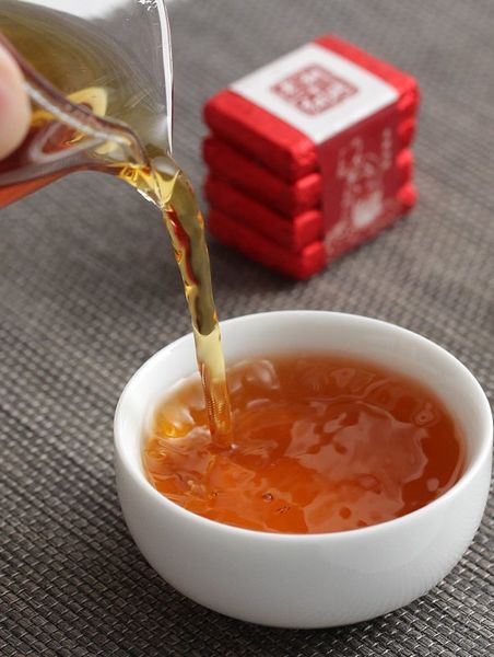 Червоний чай Дянь Хун зі стародавніх дерев 4 шт по 6г, Китай id_8203 фото