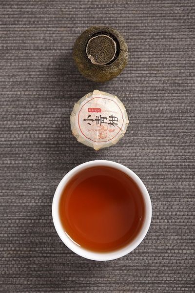 Чай Шу Пуер крупнолистовий витриманий в мандарині 2022 рік, Китай id_8732 фото