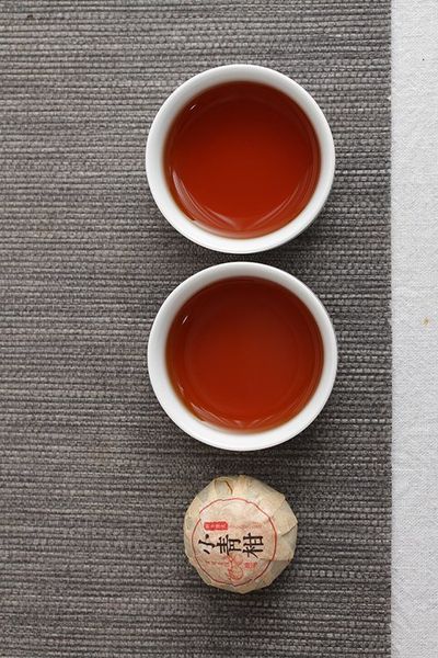 Чорний чай Шу Пуер палацовий витриманий в мандарині 2012 рік 1 шт, Китай id_8381 фото