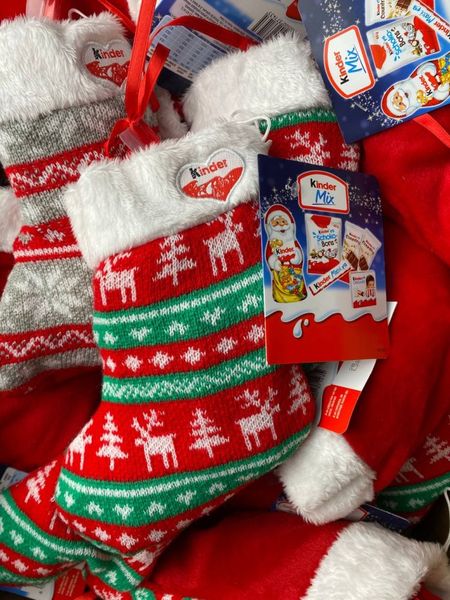 Подарунковий набір солодощів Kinder Mix "Шкарпетка Санта-Клауса" 219г id_521 фото