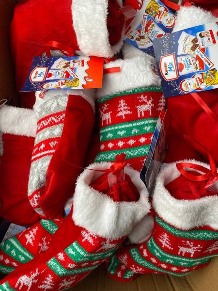 Подарунковий набір солодощів Kinder Mix "Шкарпетка Санта-Клауса" 219г id_521 фото