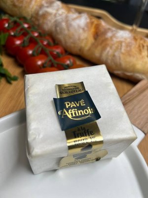 М’який сир з чорним трюфелем Pave d'Affinois Truffes 60% 150г, Франція id_580 фото
