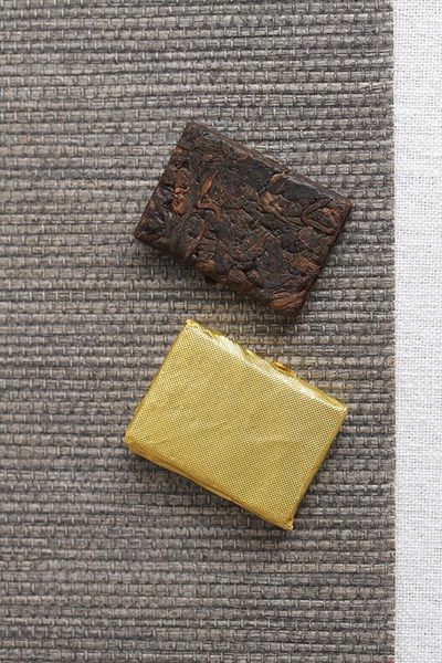 Чорний чай Шу Пуер Золота цеглина зі стародавніх дерев 4шт, Китай id_8953 фото