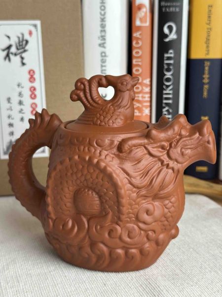 Автентичний чайник Дракон та фенікс з ісинської глини "Символ багатства, щастя та удачі" червоний 500 мл, Китай id_8796 фото