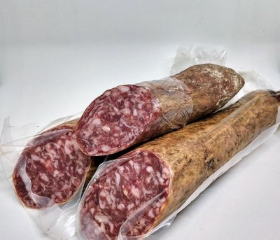 Ковбаса салямі з м'яса чорної іберійської свині Salchichon Iberico, Іспанія id_2896 фото