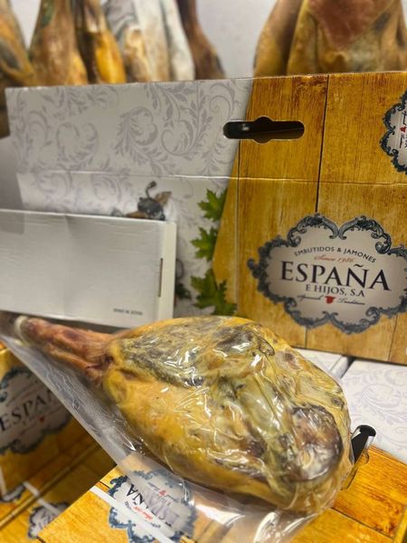 Хамон Espana задня нога в подарунковій упаковці з хамонерою та ножем 5.5-6.5кг, Іспанія id_9271 фото