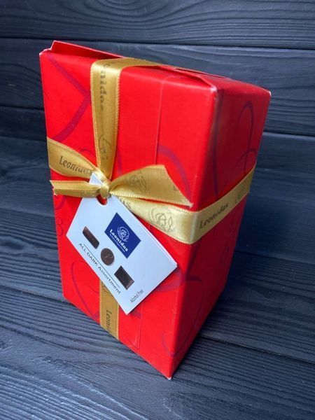 Набір бельгійських цукерок Leonidas Ballotin Dark Chocolate праліне з чорного шоколаду 500г id_2497 фото