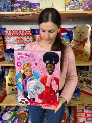 Адвент календар з шоколадними фігурками Barbie Chocolate Advent Calendar 280г, Іспанія id_2703 фото