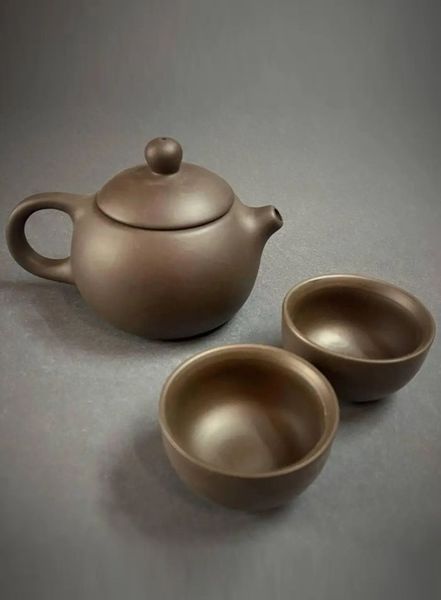 Набір посуду для чаювання чайник Сі Ши та 2 піали порцелянові в темному кольорі, Китай id_7939 фото