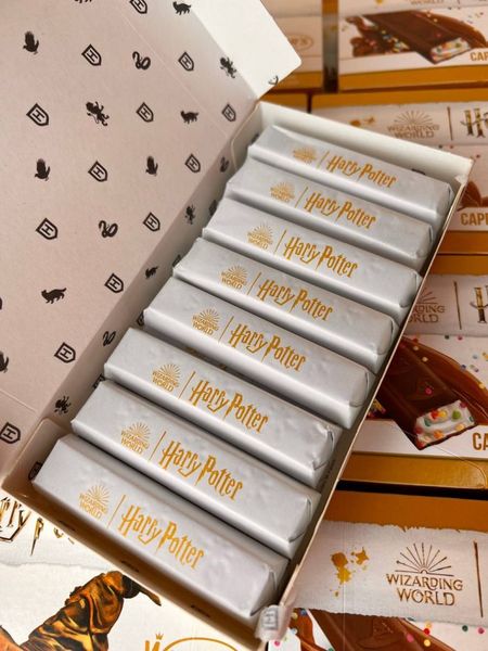 Шоколадні батончики з молочною начинкою Harry Potter Сортувальний капелюх 200г, Італія id_8351 фото