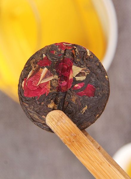 Чорний чай Шу Пуер з трояндою медовий аромат 5шт по 9г, Китай id_8152 фото