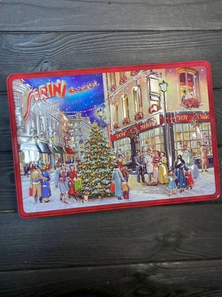 Шоколадні цукерки Sorini Різдвяне місто металева скринька 185г, Італія id_545 фото