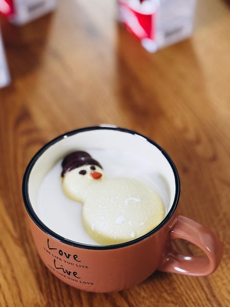 Сніговик з білого шоколаду з міні маршмеллоу Only Hot Chocolate Melting Snowman 75г, Австрія id_8400 фото